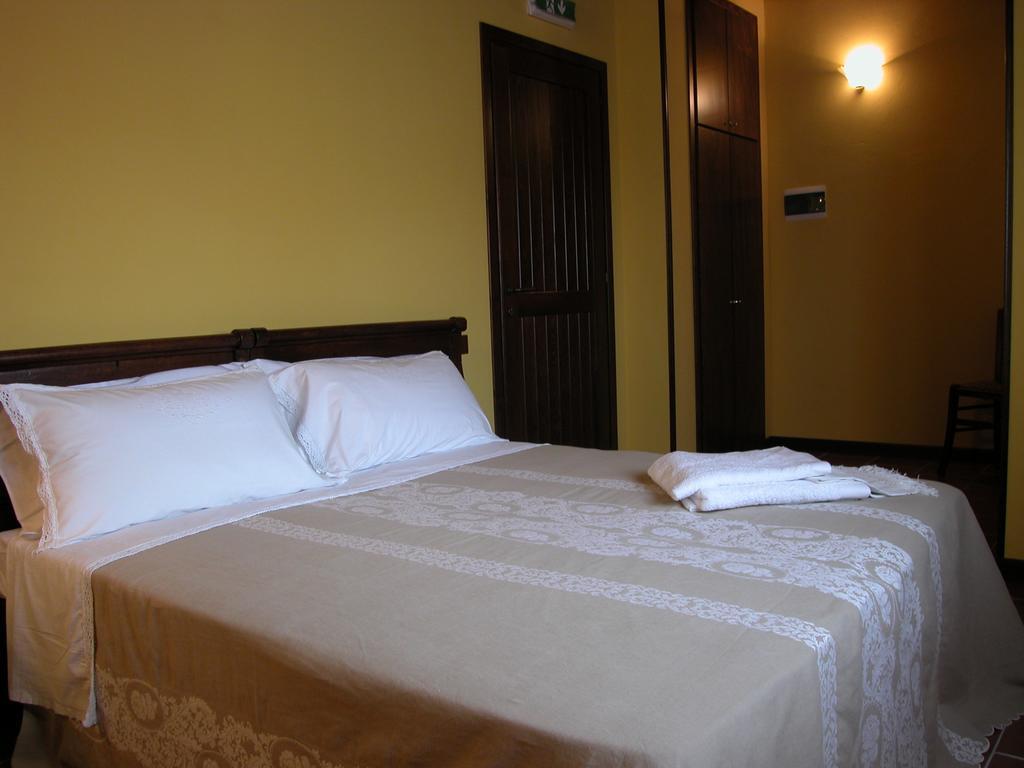 Agriturismo Casa Garello Salice Terme Bilik gambar